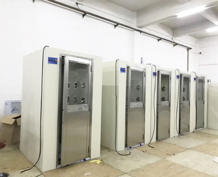 風淋室尺寸：1200風淋室，1300風淋室，1400風淋室，1590風淋室。