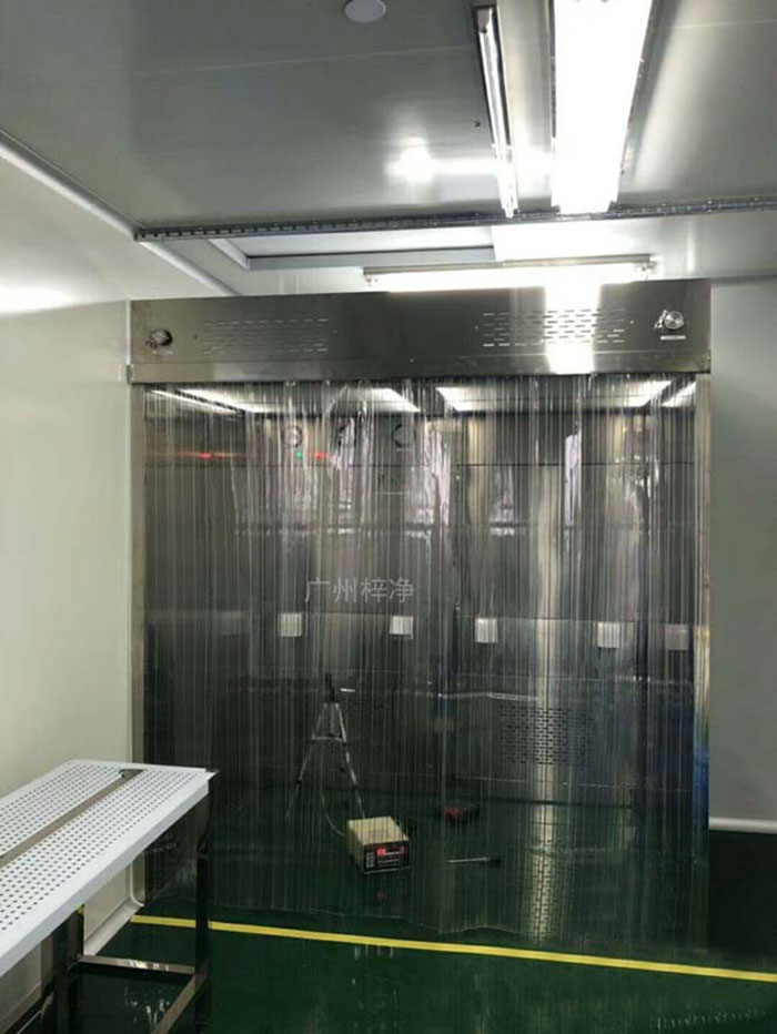 負壓稱量罩在制藥行業中，對藥品成分的精確稱量至關重要。