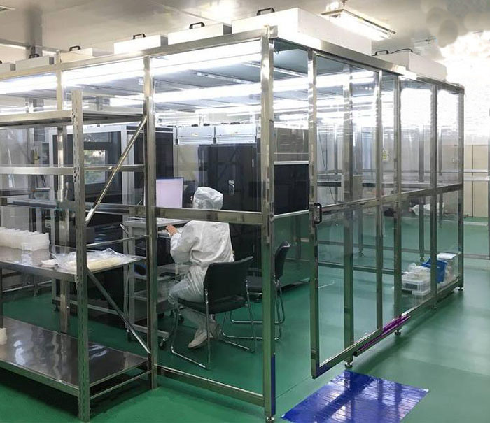 風淋室、傳遞窗、潔凈棚、潔凈工作臺搭配效果圖